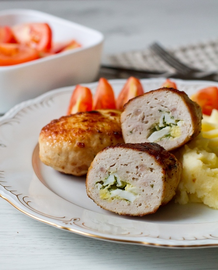 Как приготовить вкусные зразы с яйцом из фарша: рецепт для гурманов