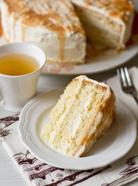 Рецепт сливочно-карамельного торта с фото пошагово на Вкусном Блоге